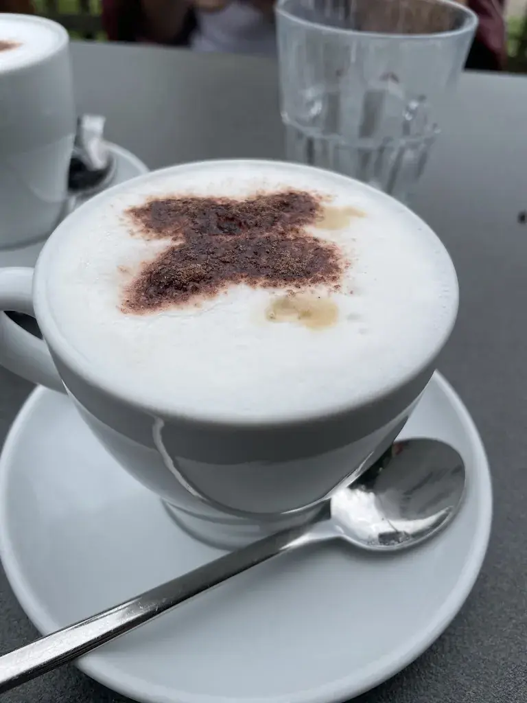 Emirhan Darcan_Restaurant La Capitainerie_Le Landeron_avis