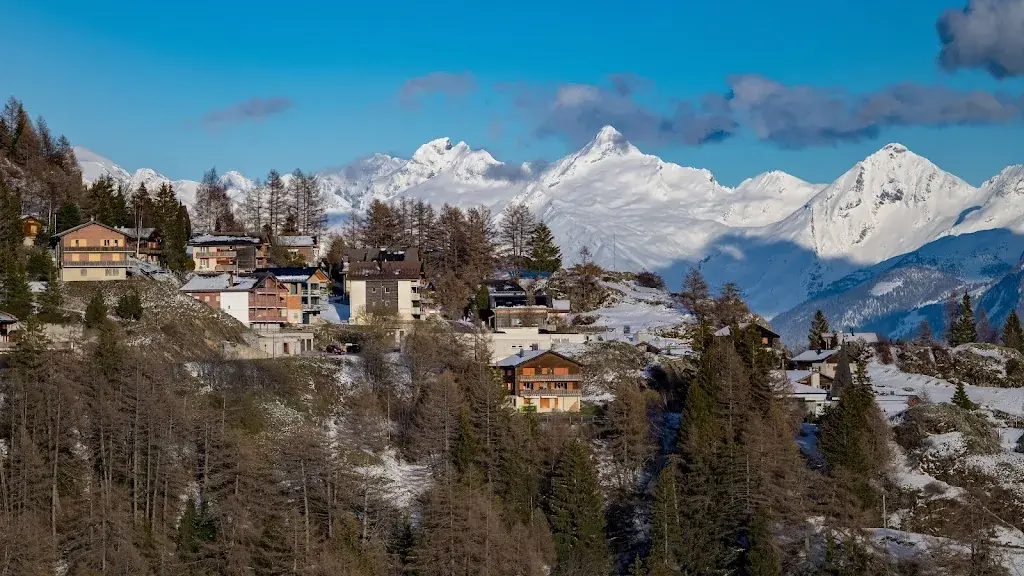 Jürg Bloch_Restaurant Pension Park_Gampel_review