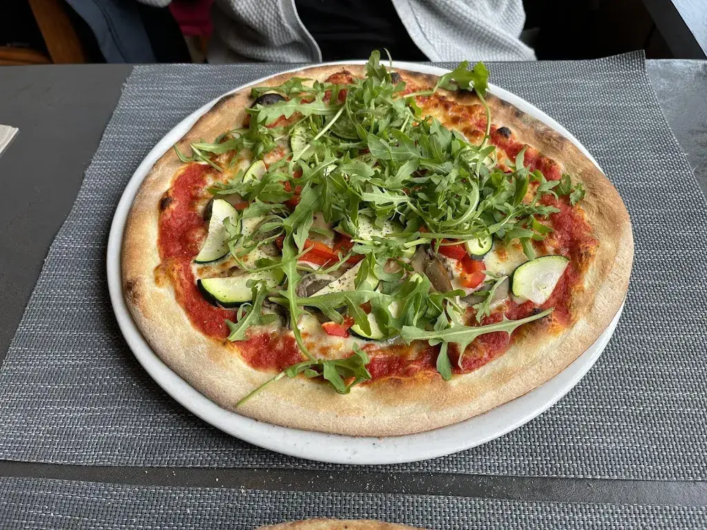 Menu_Restaurant Pizzeria Tourist_Gampel_image_5