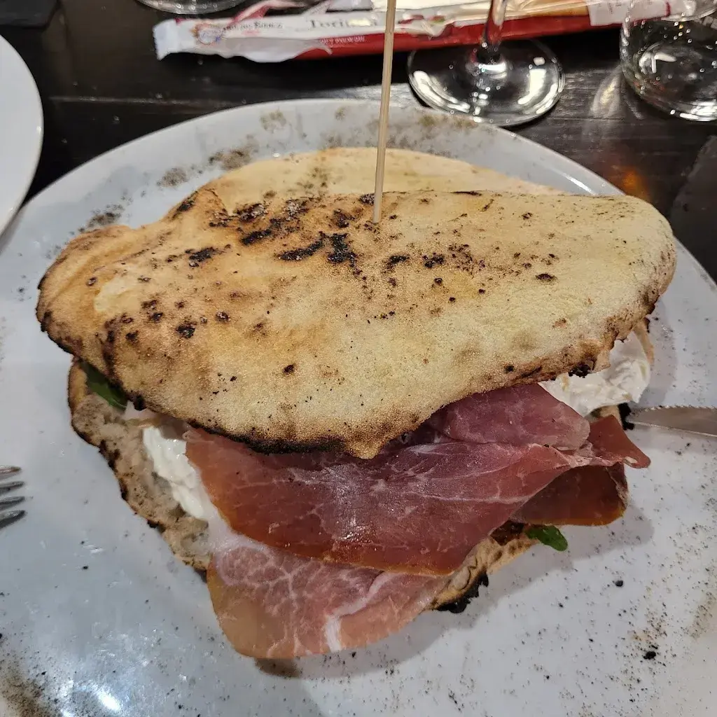 Sempre a30pa bordinha_Ristorante Terzopiano (3eme étage)_Marin-Epagnier_avis