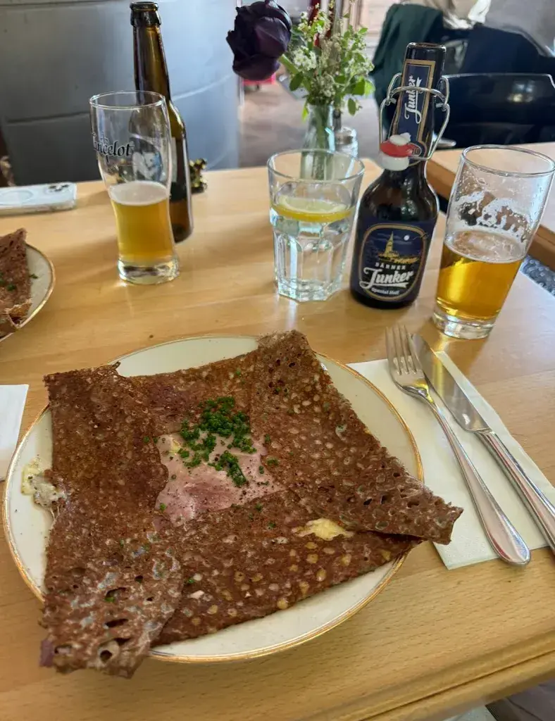 Aiden Stark_Le Carrousel_Bern_review