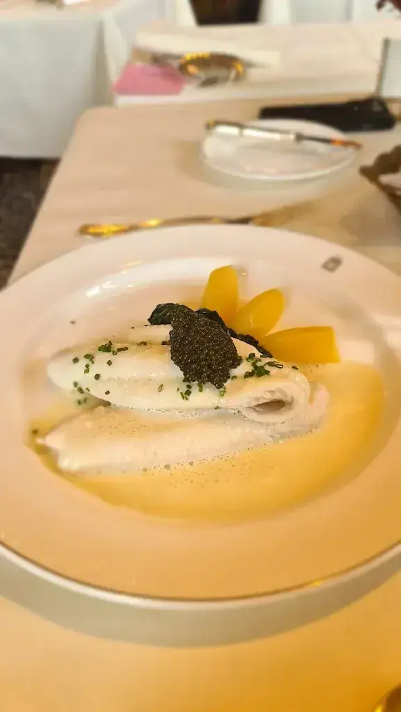 Menu_Le Grand Restaurant et La Grande Terrasse_Gstaad_image_4