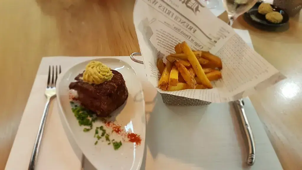 Sabine Marti_Chuchi - Restaurant und Bierothek_Urtenen-Schönbühl_avis