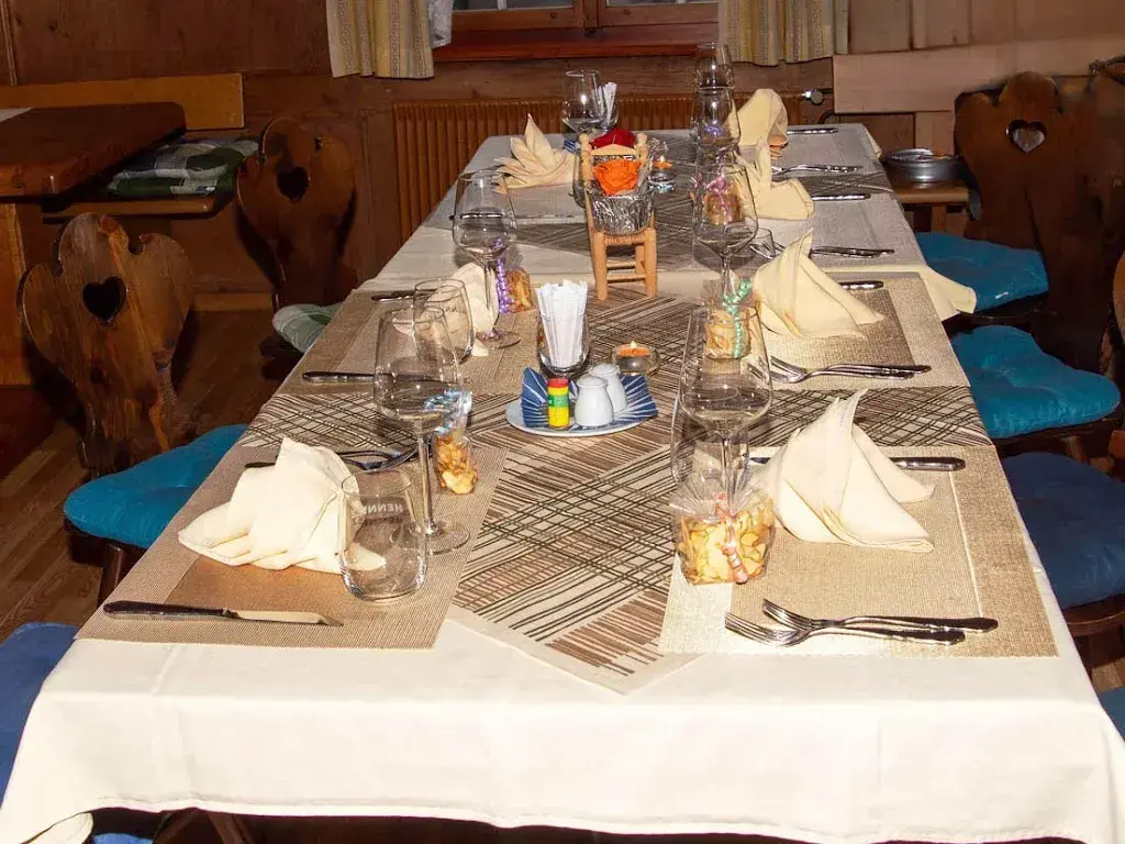 Hansruedi Bieri_Gasthof Sonne. Messen_Messen_avis