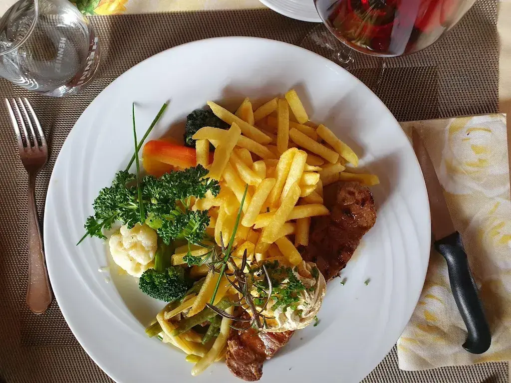 Christian Kaufmann_Gasthof Sonne. Messen_Messen_avis