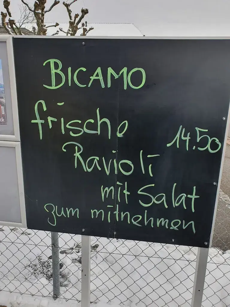 Bicamo Bistro Cadeaux Moosseedorf mit Postfiliale restaurant in Moosseedorf