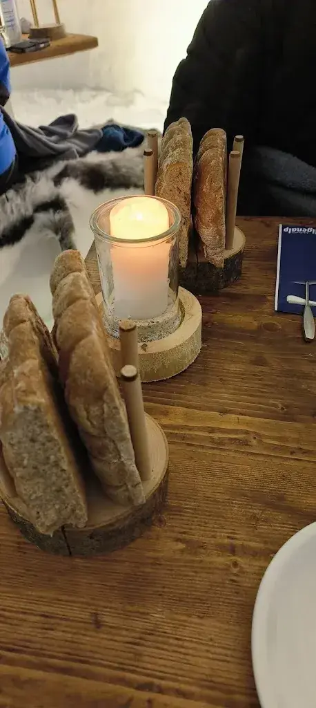 Menu_Fondue Igloo Engstligenalp_Adelboden_image_2