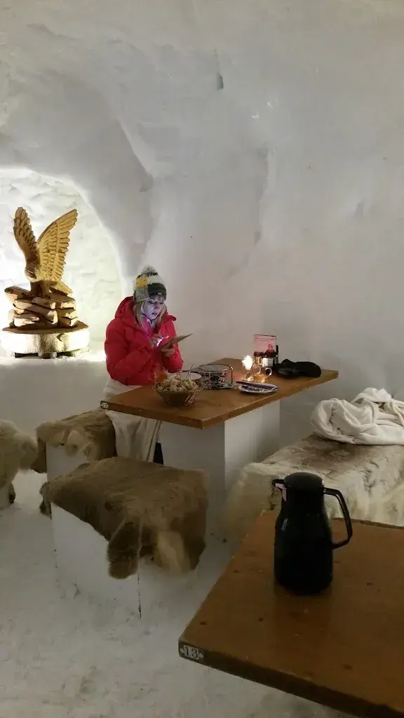 Menu_Fondue Igloo Engstligenalp_Adelboden_image_8