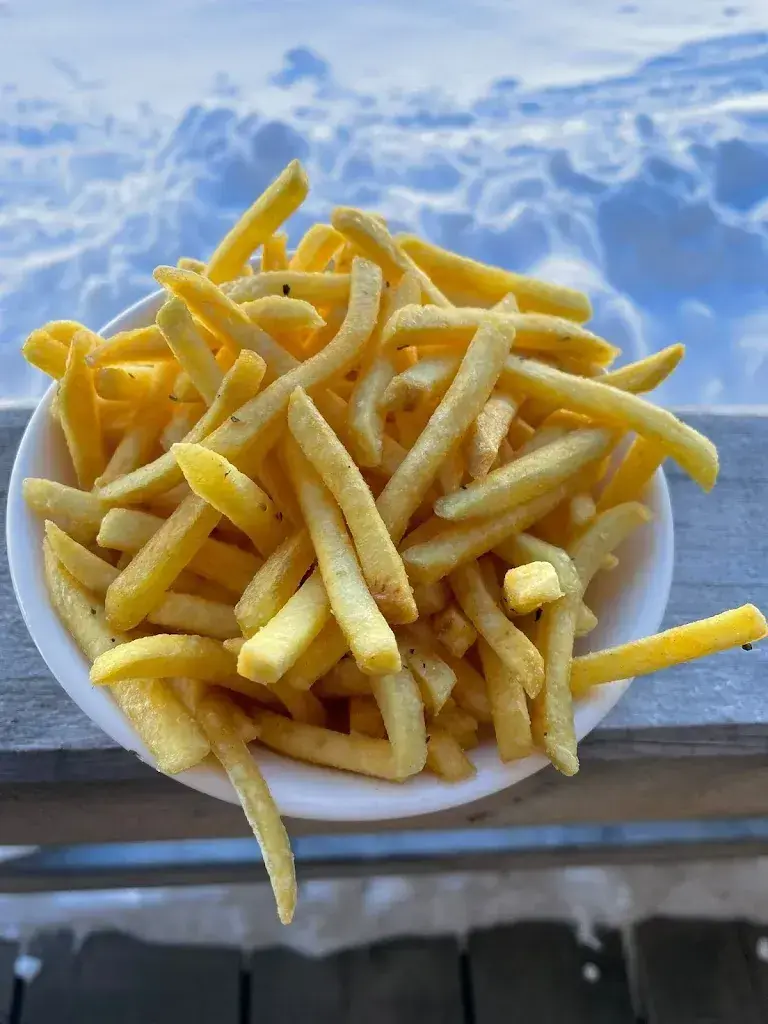 Caro_Restaurant Chüebodmi_Adelboden_review