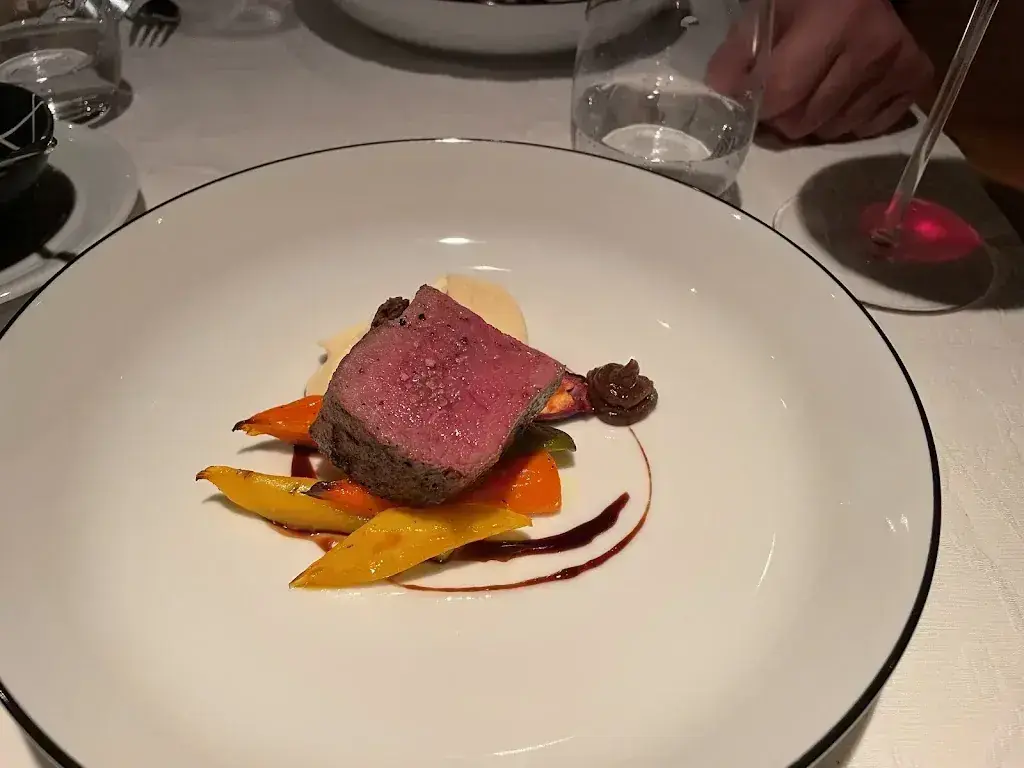 Maria Grubova_Hohliebestübli_Adelboden_review