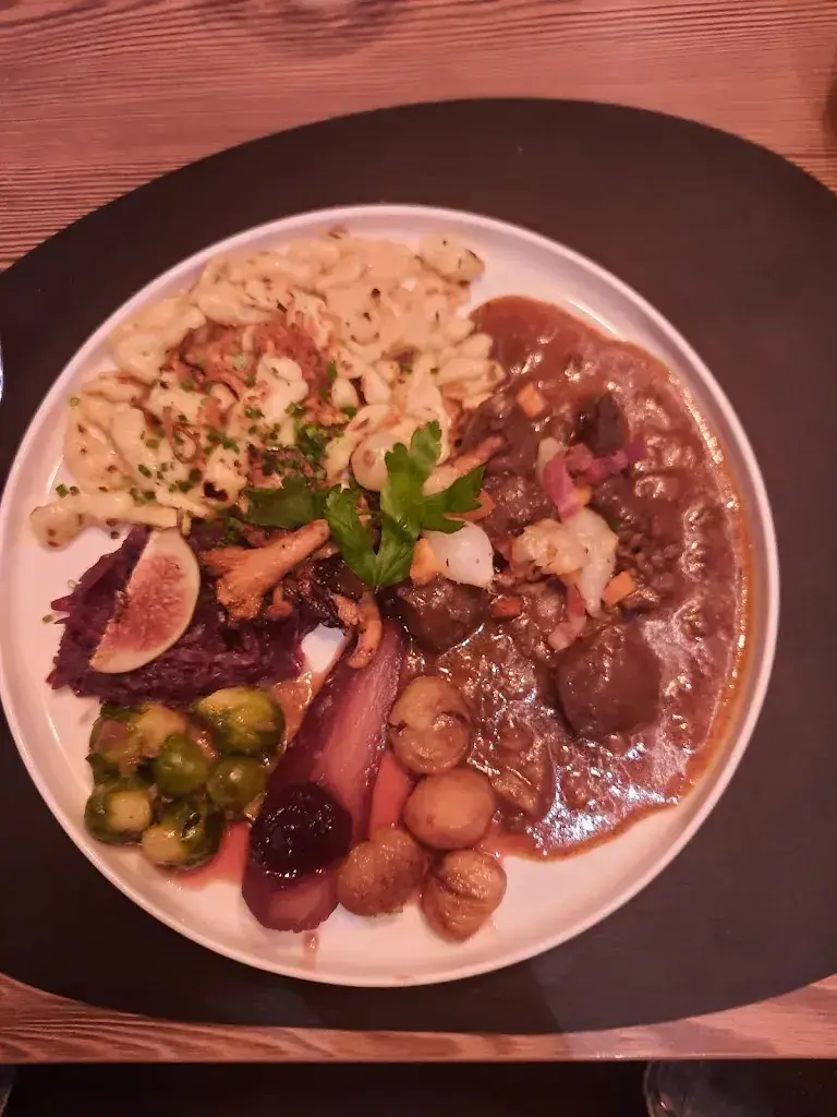 tanja kaczmarczyk_Restaurant Bodehüttli_Adelboden_review