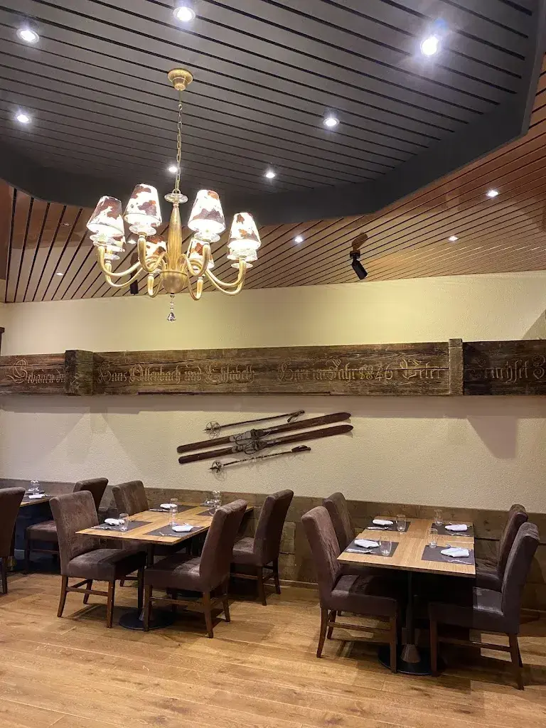 Drone Doctor_AlpenChic - das Restaurant_Adelboden_review