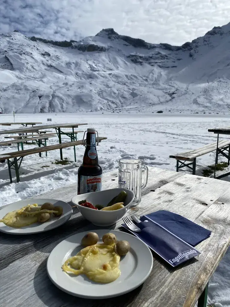 Zuzanna Hamiga_Raclettehütte Engstligenalp Adelboden_Adelboden_review