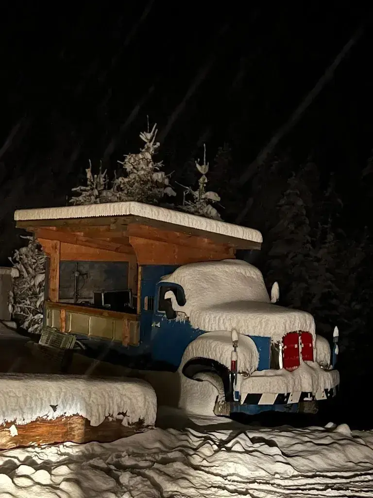 Sonja Bertschy_Hul's Saagi Bar_Adelboden_review