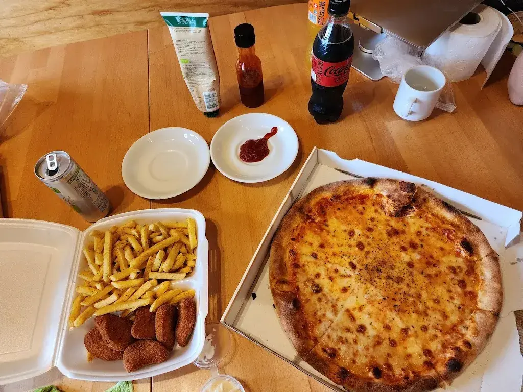 Falken_Frutigen_menu_image_1