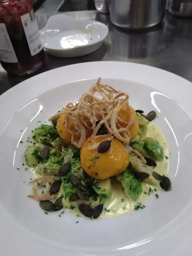 Menu_Panorama_Aeschiried_image_8