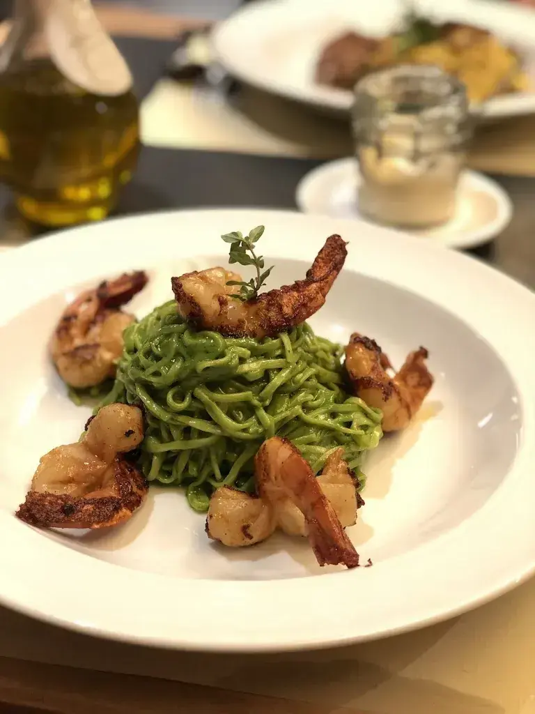 Shaima M_Panorama_Aeschiried_avis