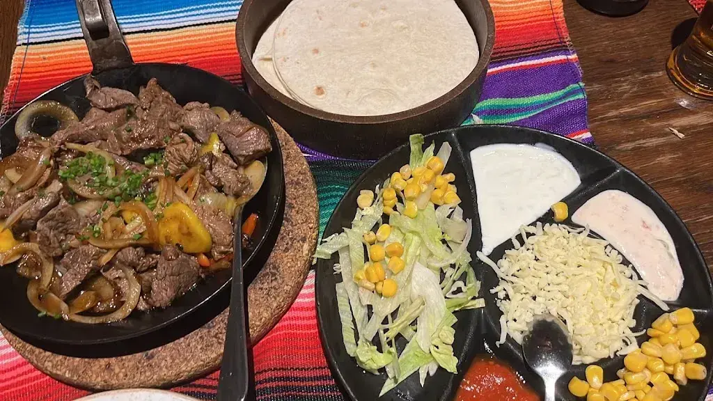 Bishoy Louis_Appaloosa Saloon_Spiez_review