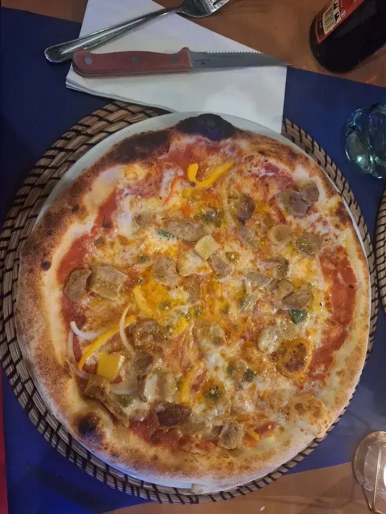 David Swoboda_Pizzeria&Restaurant Lachen Thun_Thun_avis