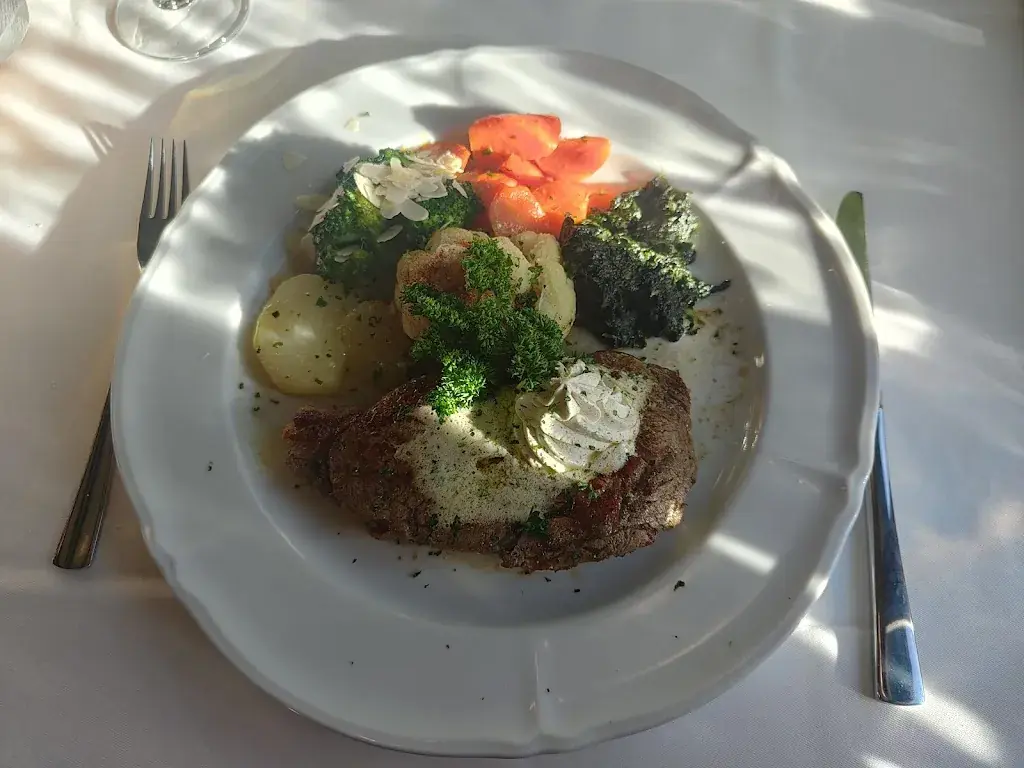 Menu_Restaurant Hotel Walliserstube_Krattigen_image_5