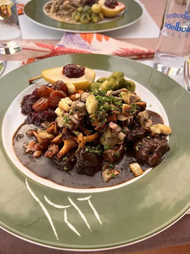 Lucas Hänggeli_Mühlebach_Mühlethurnen_review