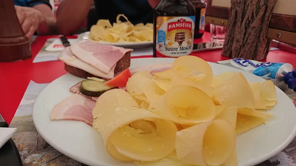 Gasthaus Suld_Aeschi bei Spiez_menu_image_1