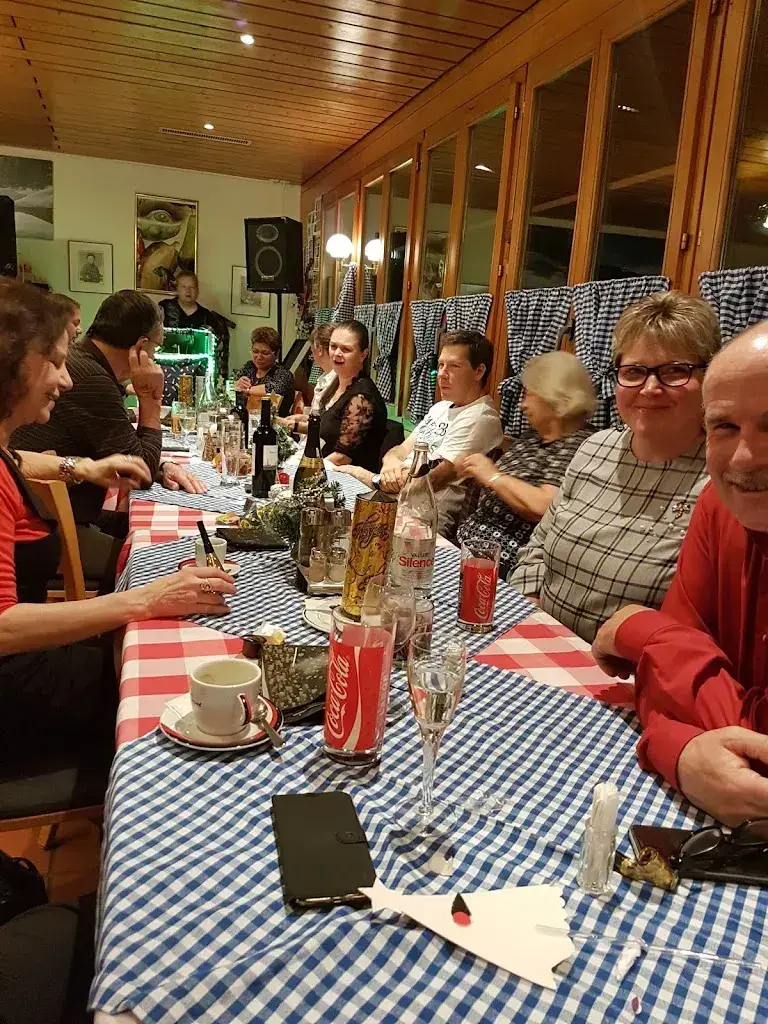 Tyrol Restaurant Aarwangen restaurant à Aarwangen