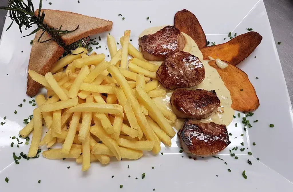 Tyrol Restaurant Aarwangen_Aarwangen_slider_image_2