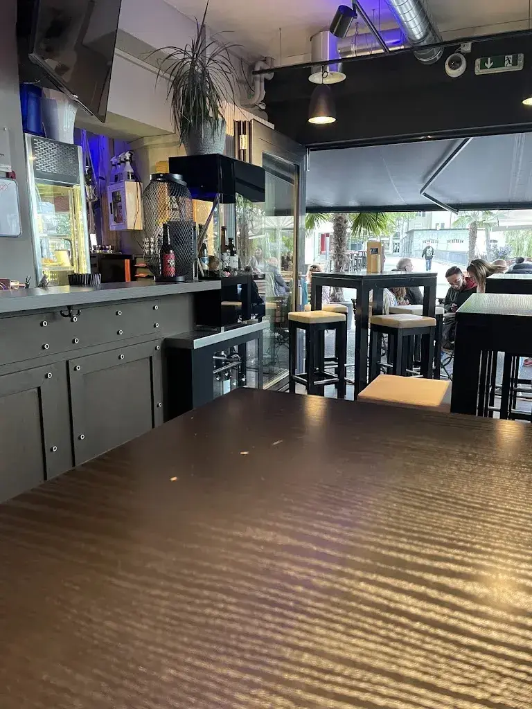 AnJa Mack_Chillounge GmbH_Thun_avis