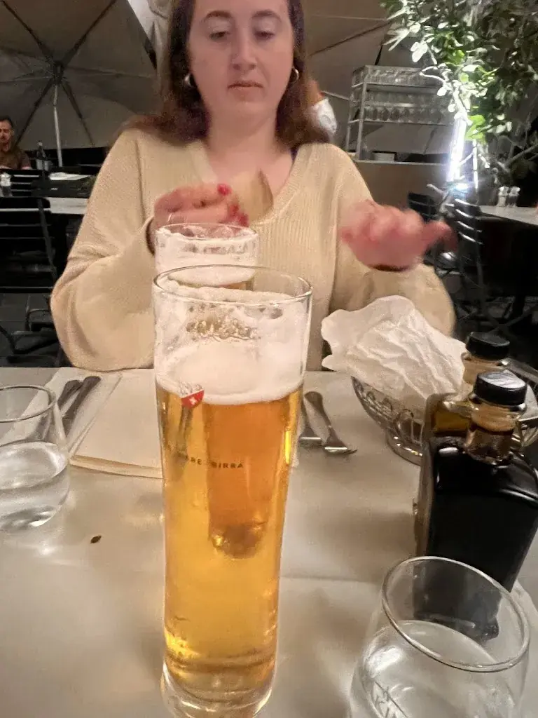 Kelsey Mueller_Trattoria Rimini_Thun_avis