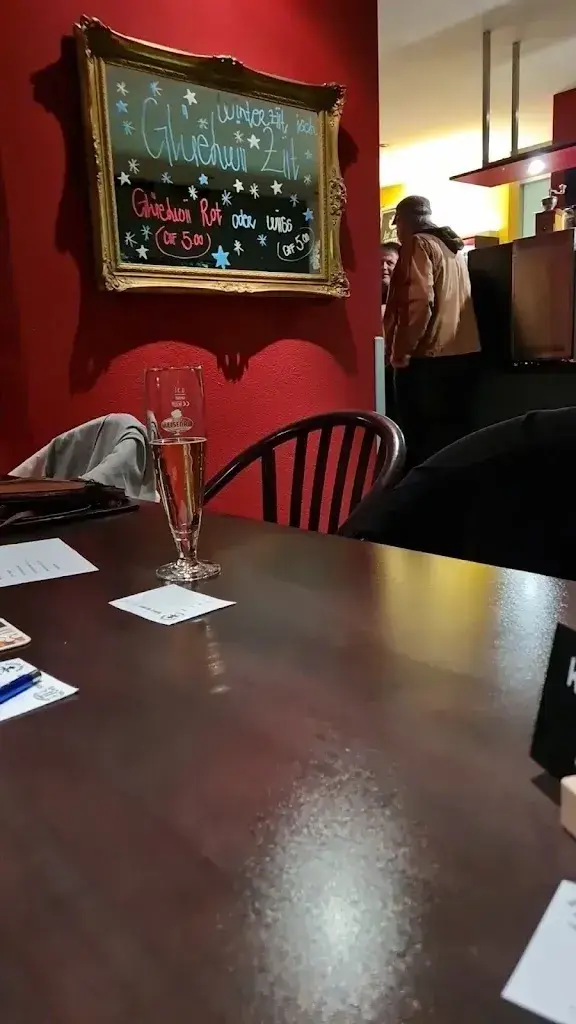 Sonja Bertschy_Restaurant Karussell_Thun_avis