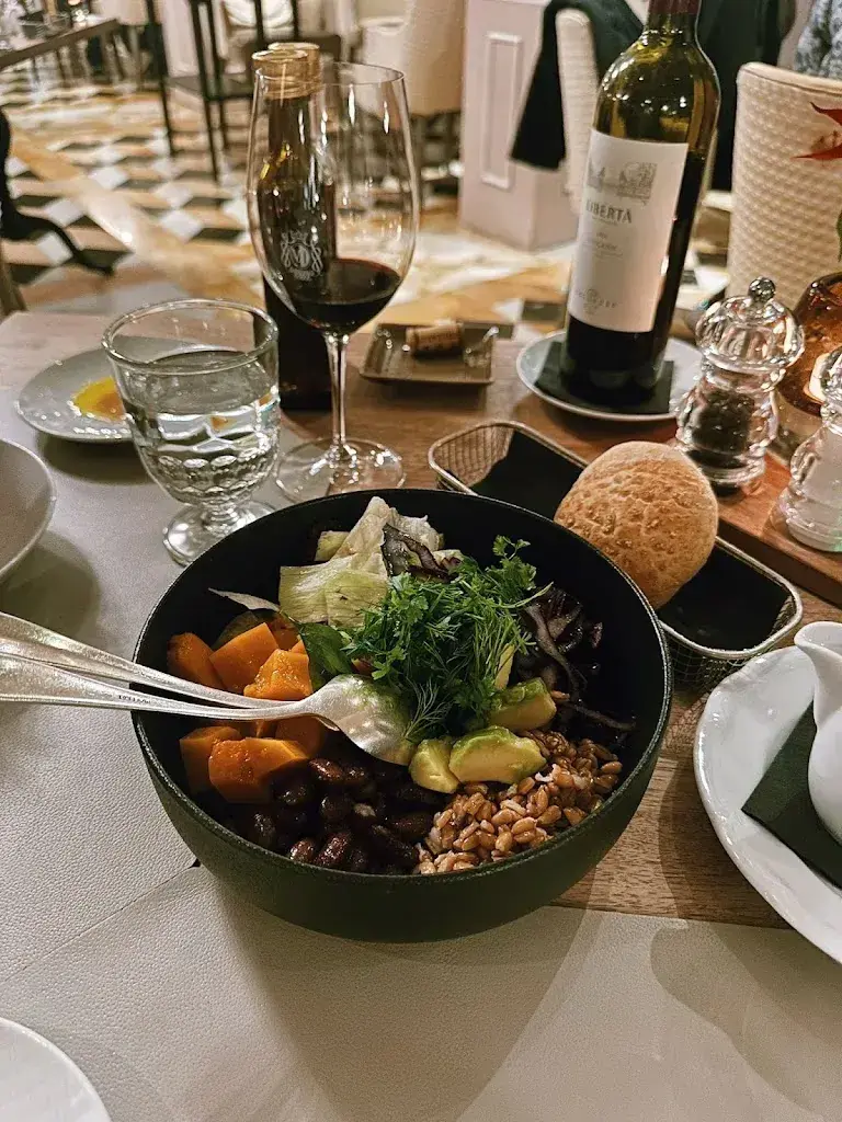 Frixos Friedman_La Terrasse Brasserie_Interlaken_avis