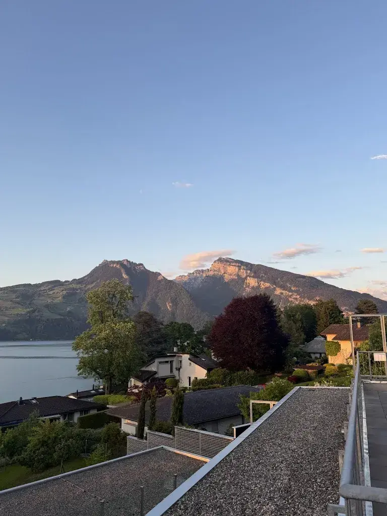 큐투_Gästehaus Seeblick_Spiez_avis