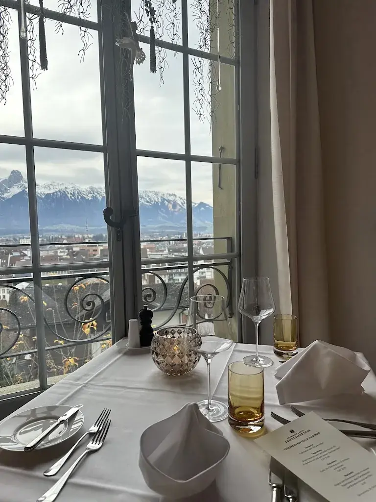 Benjamin E._Restaurant & Hotel Schlossberg Thun_Thun_review