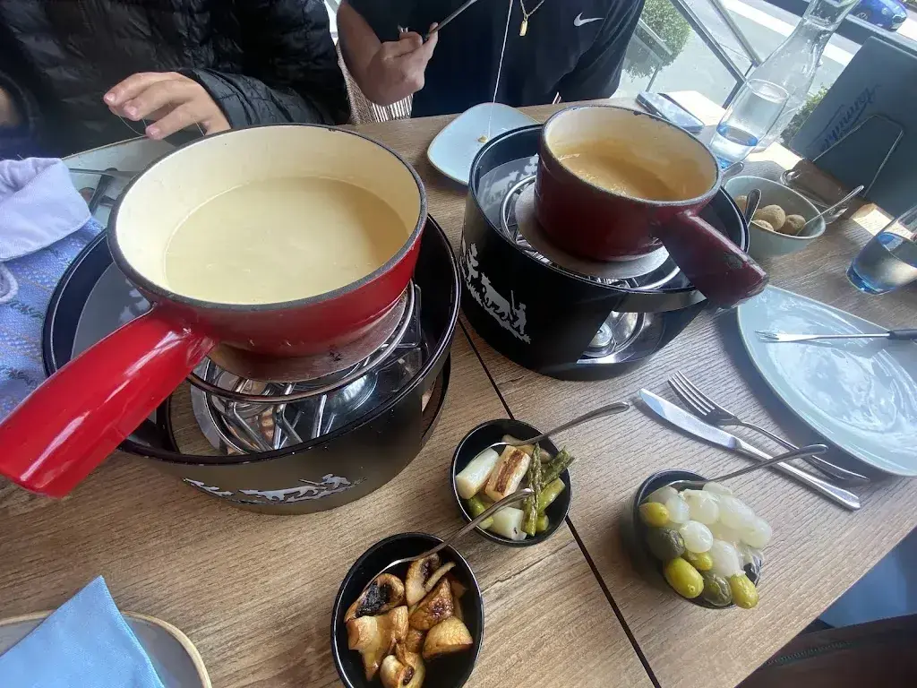 Derrick Lei-Sam_Aarmühle Restaurant & Bar_Interlaken_review