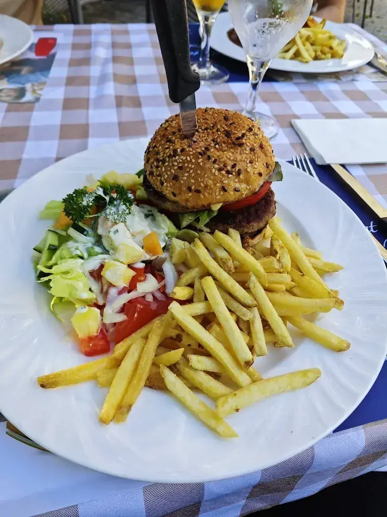 Menu_Mira's Steakhouse_Wengen BE_image_8