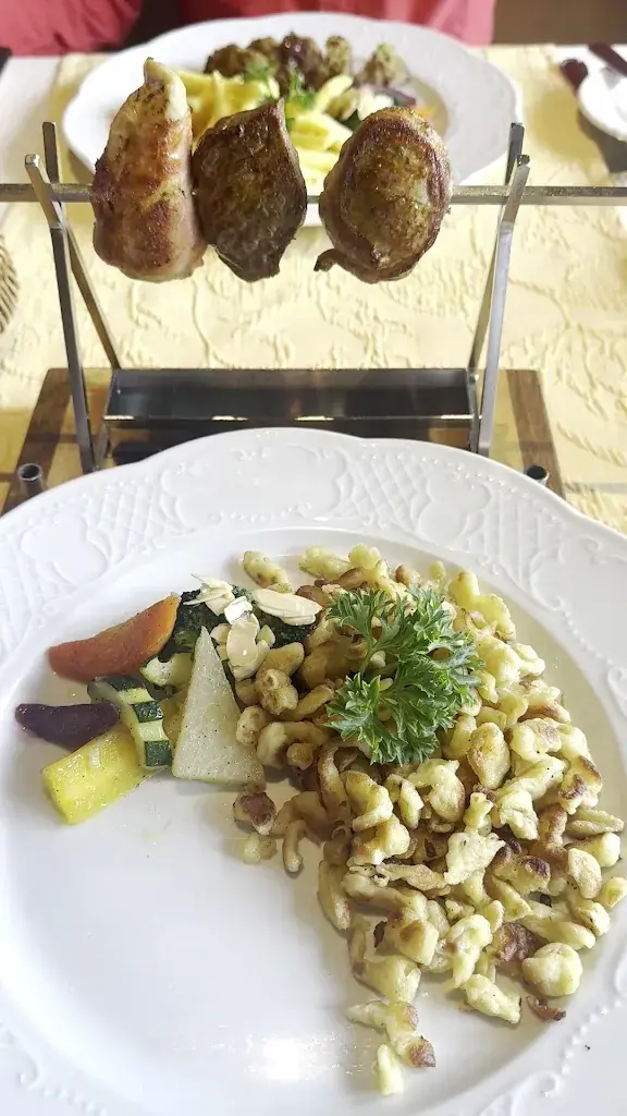 Arnaud Devred_Hotel-Restaurant Bernerhof_Kandersteg_avis