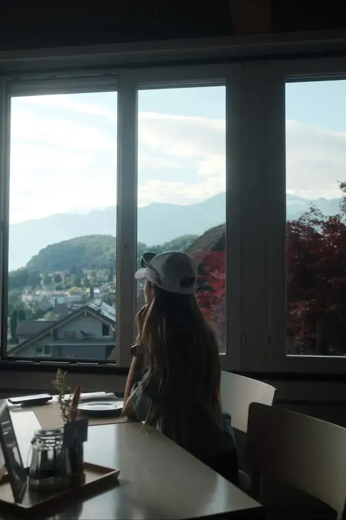 Jenn_la belle vue Café_Spiez_avis