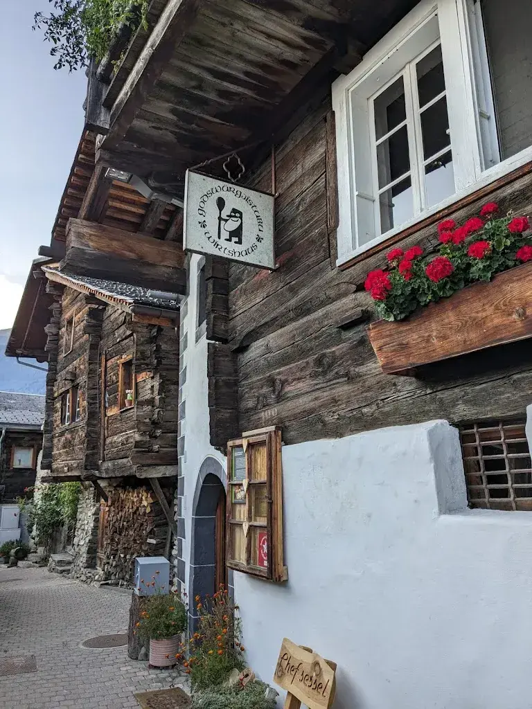 Stephan Schoenenberger_Wirtshaus Godswärgjistubu_Albinen_avis