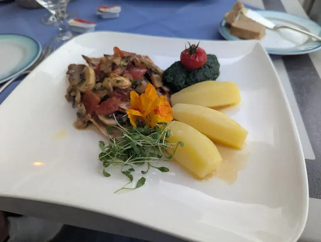 David Rickheim_Seerestaurant La Gare_Bönigen_review