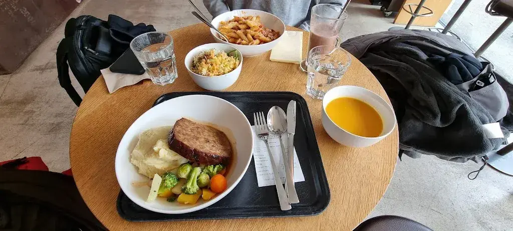 Menu_3a lounge bar restaurant_Interlaken_image_8