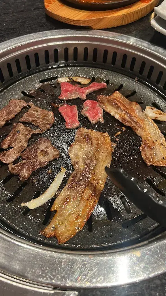 Samantha Müller_Minari Korean restaurant_Interlaken_avis