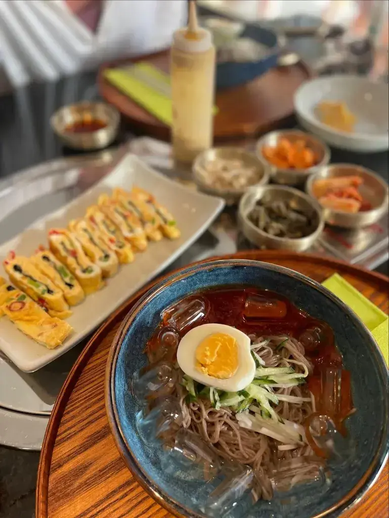 Lim Yue Xiu_Minari Korean restaurant_Interlaken_avis