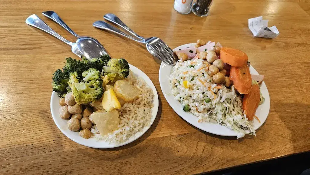 Hui Sin_Coop Restaurant Interlaken Ost_Interlaken_avis