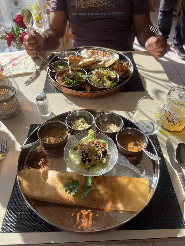 Alexandra Mohamadi_Indian restaurant south , Abi's Aroma Avenue_Interlaken_Bewertung