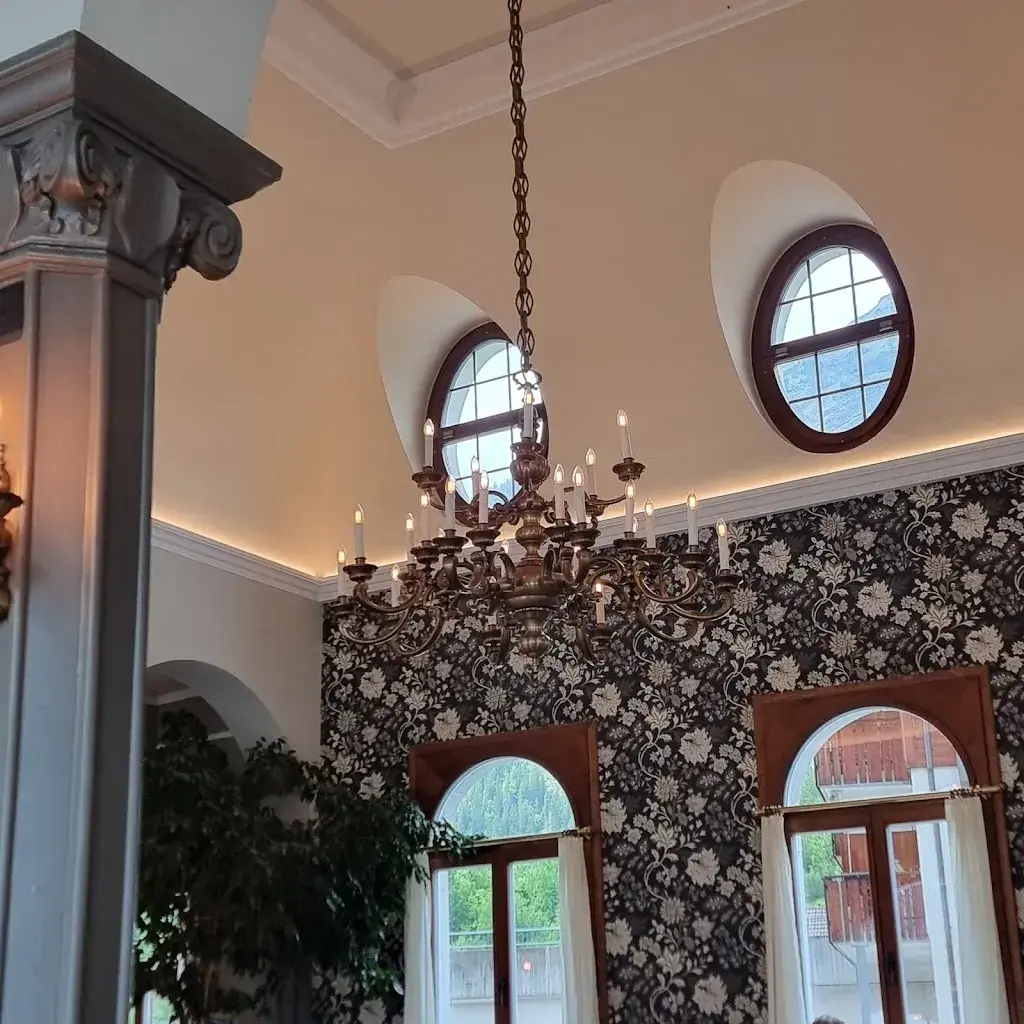 Louma_Schweizerhof Kandersteg_Kandersteg_avis