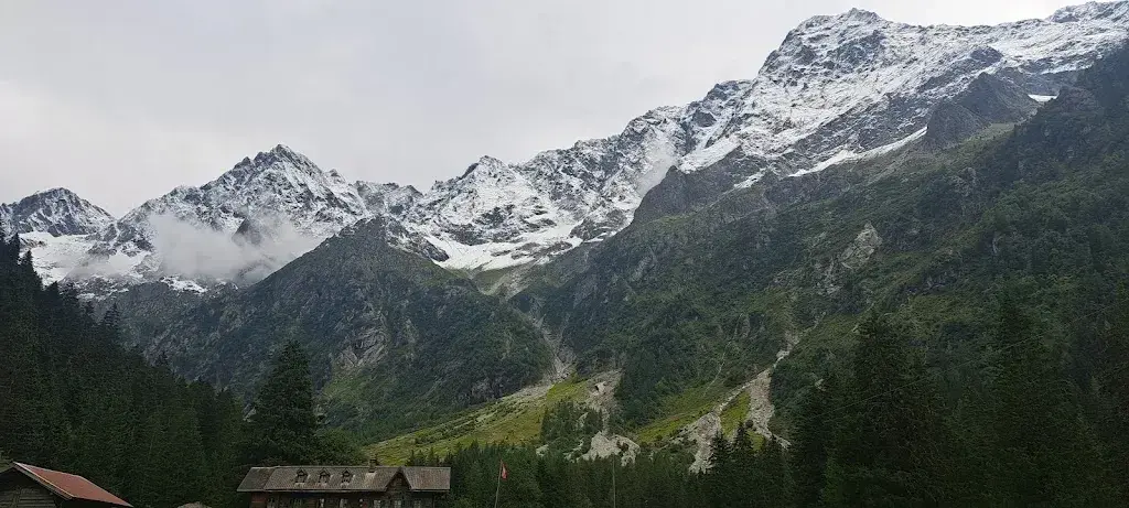 Sander_Berghotel Steinbock_Kandersteg_review