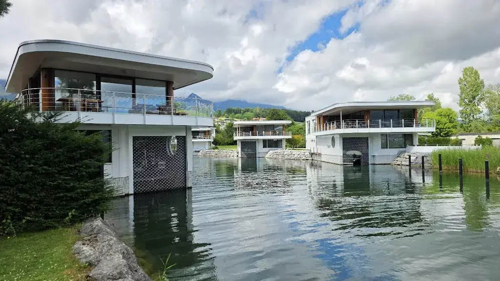 roger sharma_Deltapark Vitalresort_Gwatt_avis