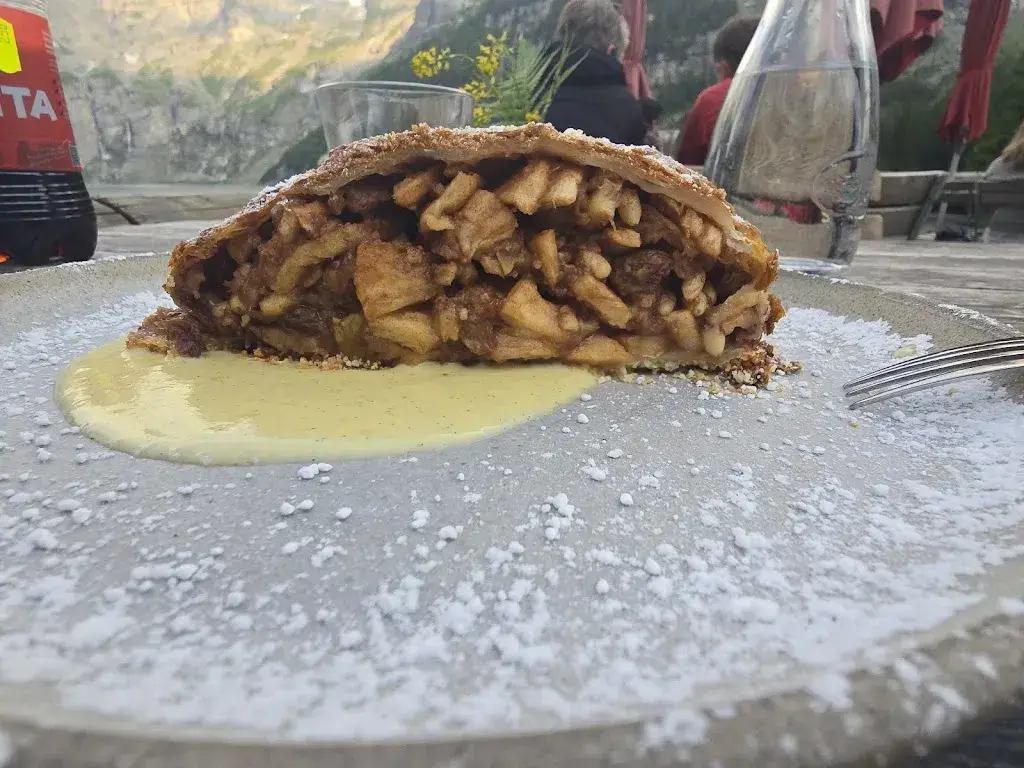 Dan Faulkner_Restaurant Löwen_Brienz_review