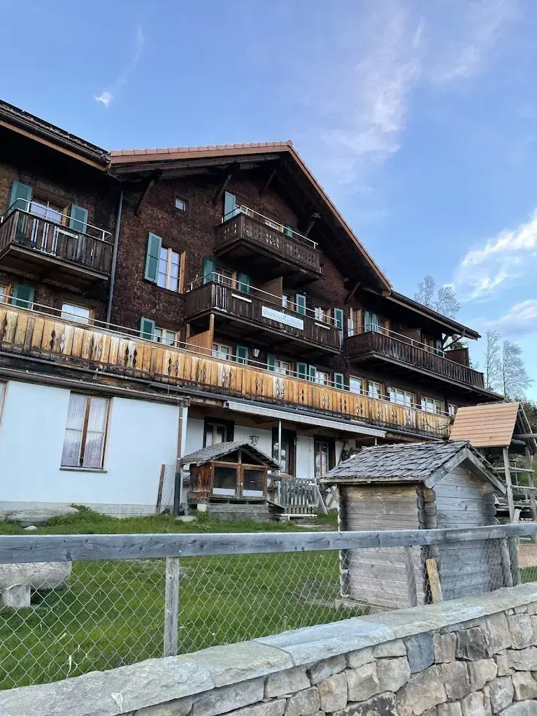 Anas Abdulla_Gasthaus Riedboden_Beatenberg_review